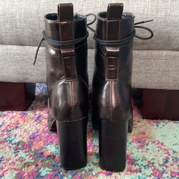 UO Heeled Boots - Picture 6 of 11